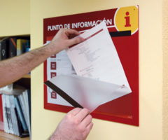 Rot Informationspunkt mit 2 A4 Vertikale PosterFix® Rot Informationspunkt mit 2 A4 Vertikale PosterFix®